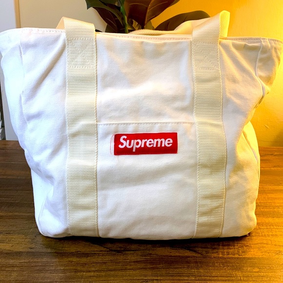 Supreme Handbags - Supreme Canvas Tote